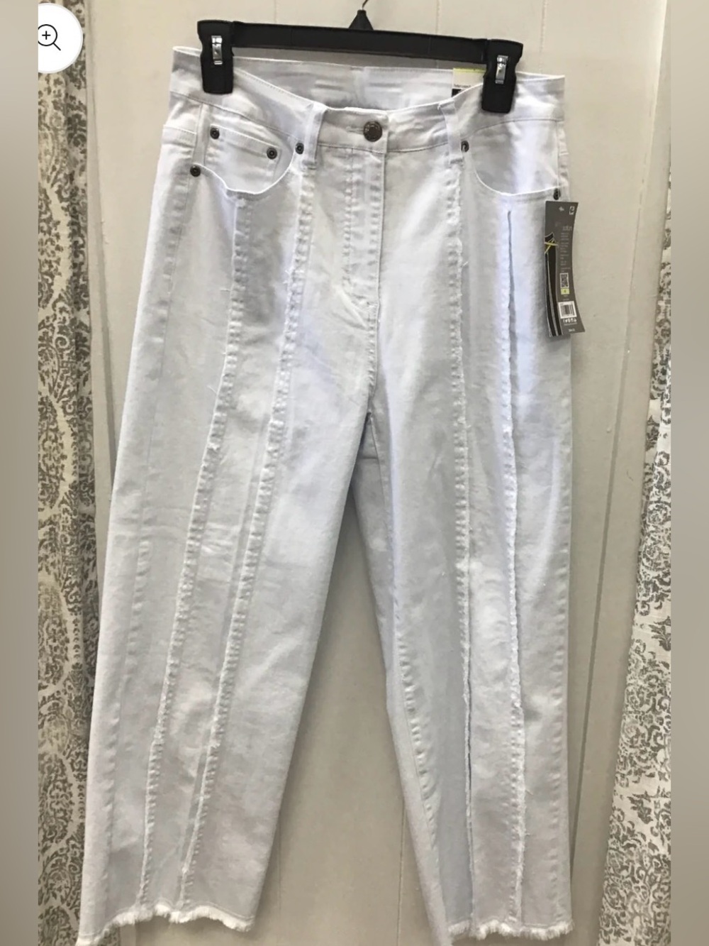 Slimsation  seamed fringe white jeans size 8